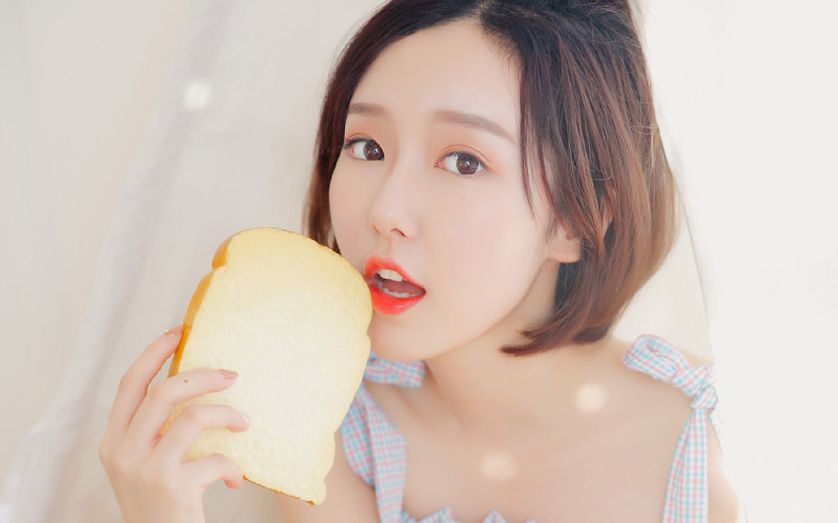 下载乐鱼体育APP-_网络直播带动：比赛观看方式的全新变革_，观看赛事直播