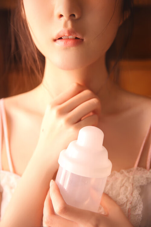 体育风向标：女足比赛中的绝佳进球！，女足进球瞬间