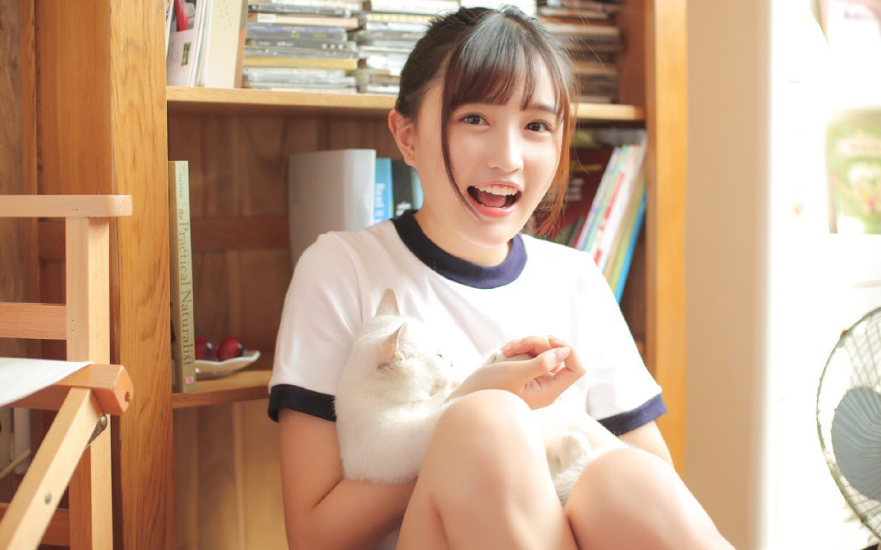 利兹联主场大胜伯恩茅斯，英超保级压力减轻，利兹联对