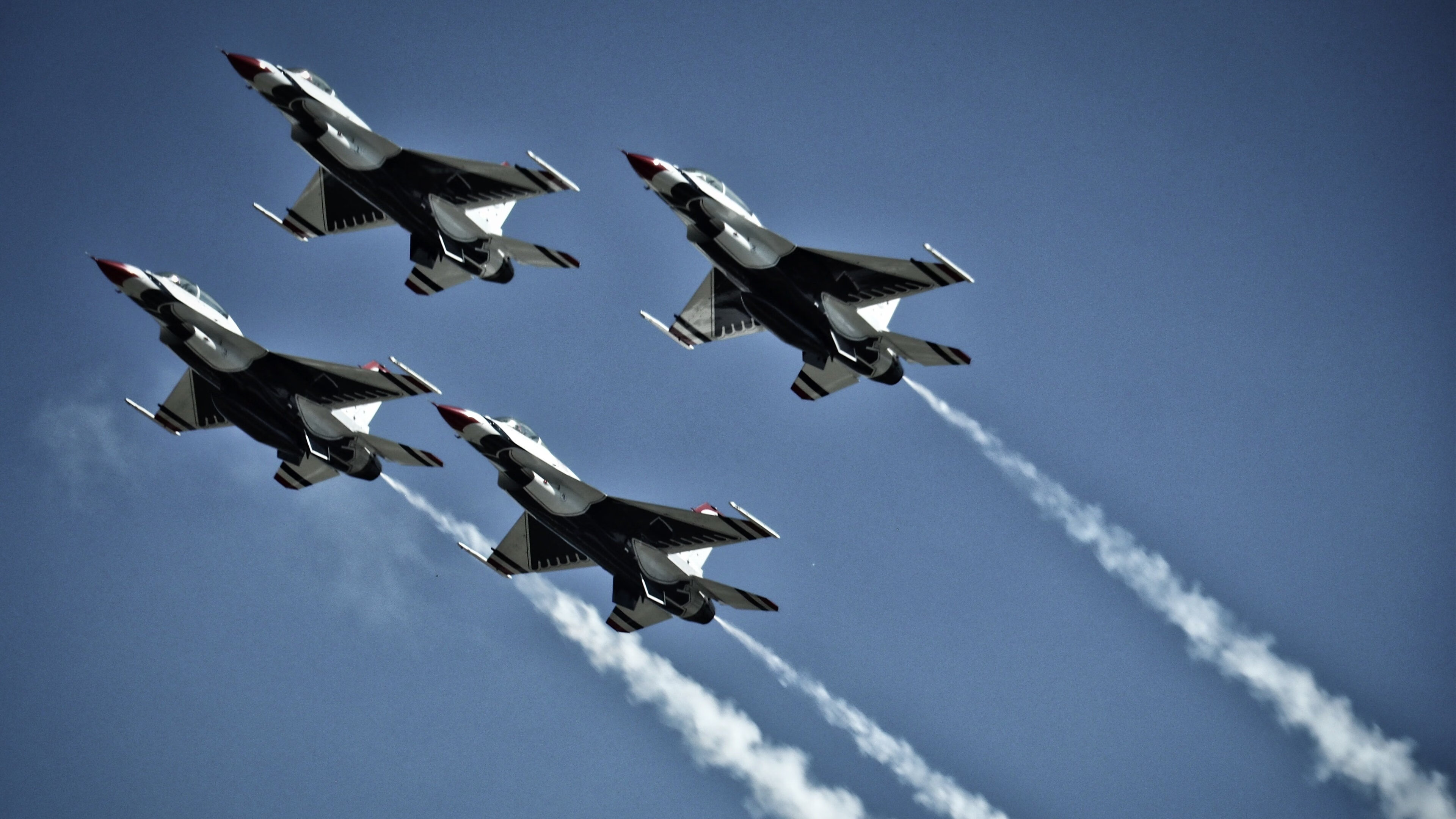 圣埃蒂安主场一球小胜尼斯,結束连败,圣埃蒂安球迷