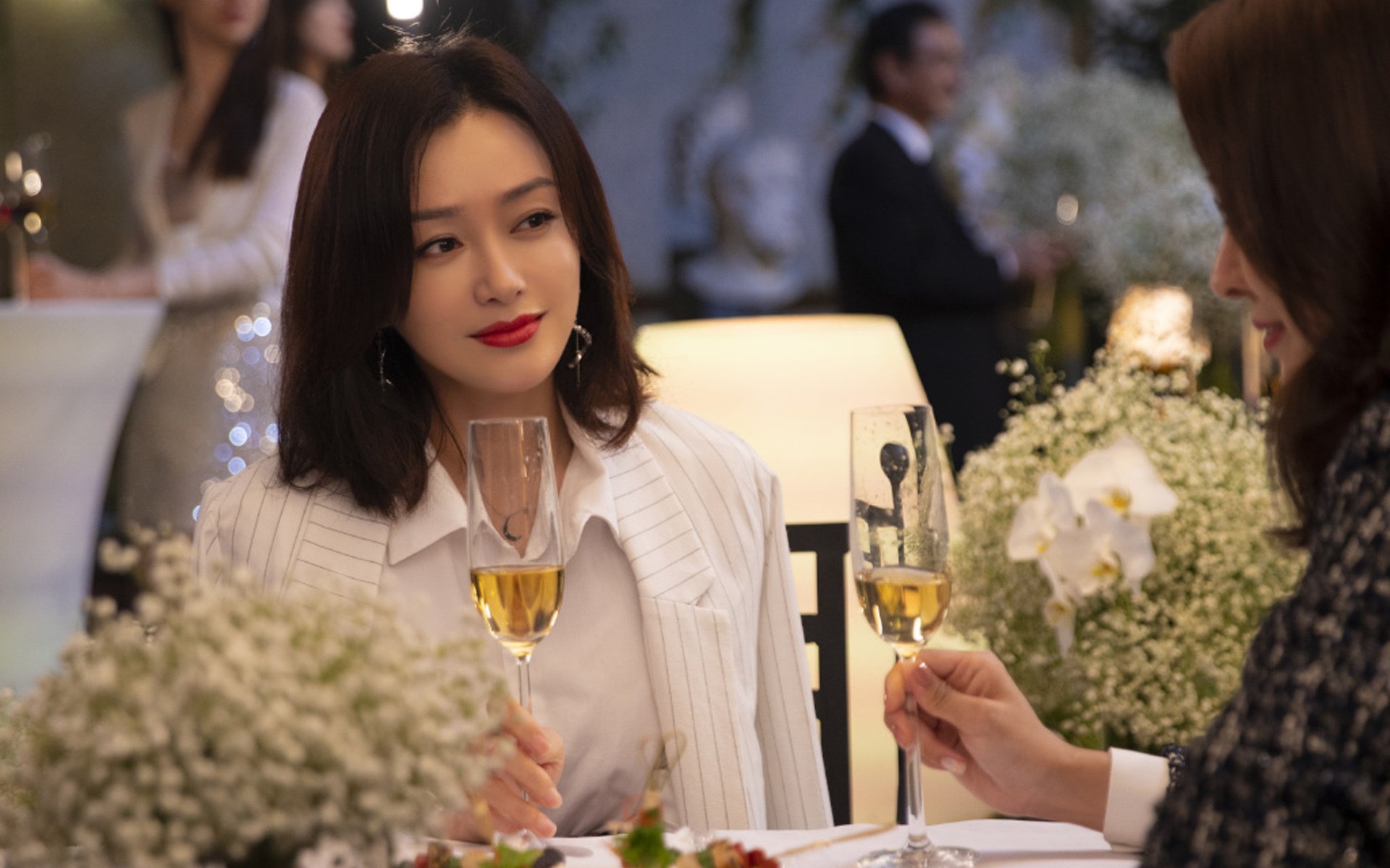 格拉纳达主场输球,积分继续滑落,格拉纳达足球