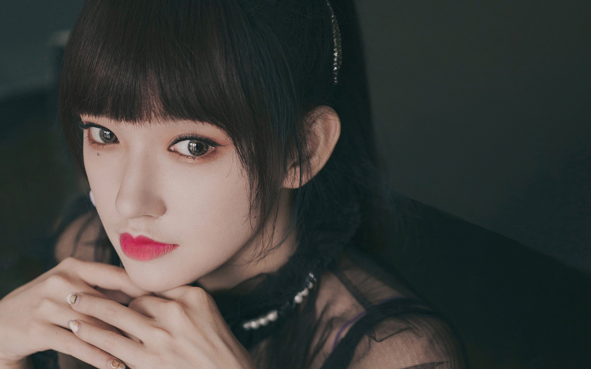 乐鱼（LEYU）体育-阿贾克斯新星表现出色，对阵费内巴切备战，阿贾克斯球队