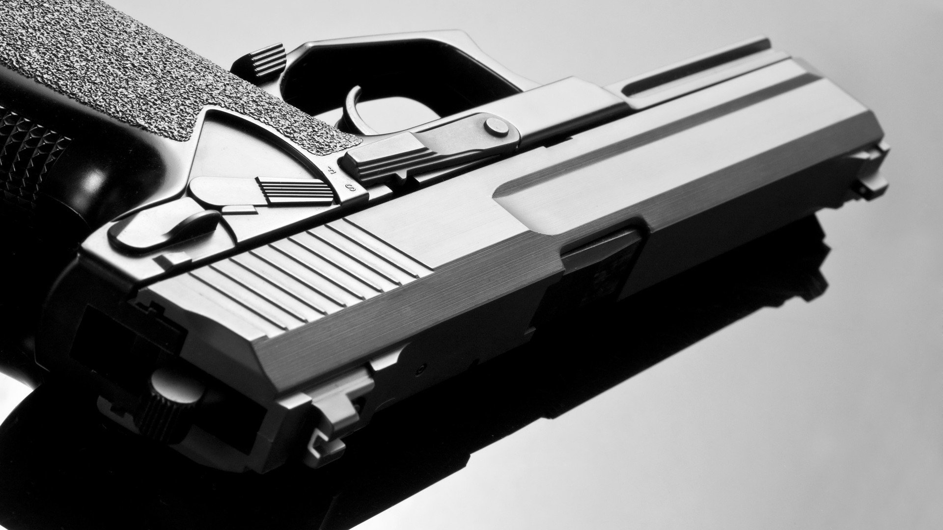 LeyuSports-英超冲刺季：悬念逐渐升华，精彩不断！，英超争4